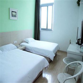 Motel 168 Shanghai Pudong Huinan Metro Station Tesco المظهر الخارجي الصورة